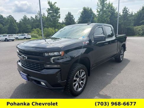 Used 2021 Chevrolet Silverado 1500 RST AWD/4WD image 3