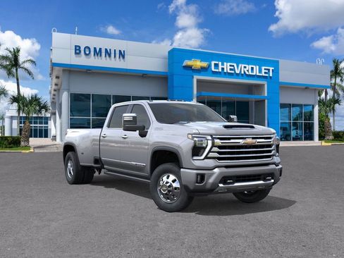 New 2026 Chevrolet Silverado 3500 High Country w/ High Country Premium Package image 2