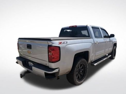 Used 2018 Chevrolet Silverado 1500 LT w/ All Star Edition AWD/4WD image 12
