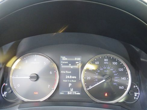 Used 2017 Lexus IS 200t image 40