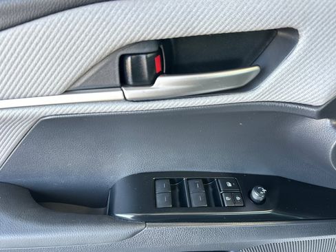 Certified 2025 Toyota Camry SE w/ Convenience Package AWD/4WD image 10