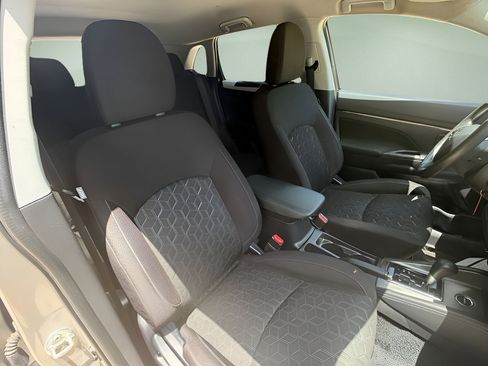 Used 2024 Mitsubishi Outlander Sport AWD image 10