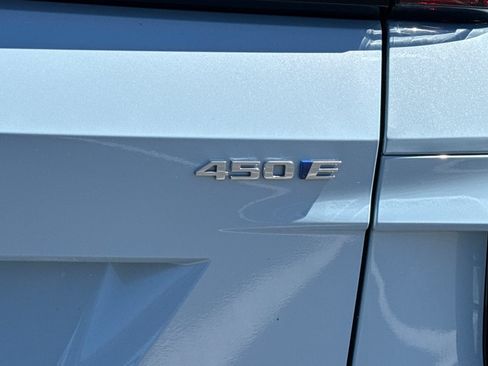 Used 2024 Cadillac Lyriq Tech RWD image 13