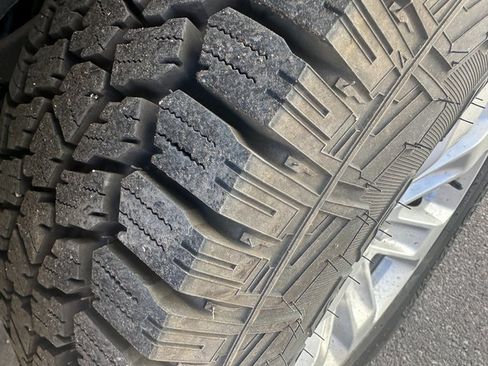 Used 2019 RAM 1500 Laramie image 10