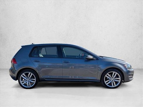 Used 2015 Volkswagen Golf S image 4