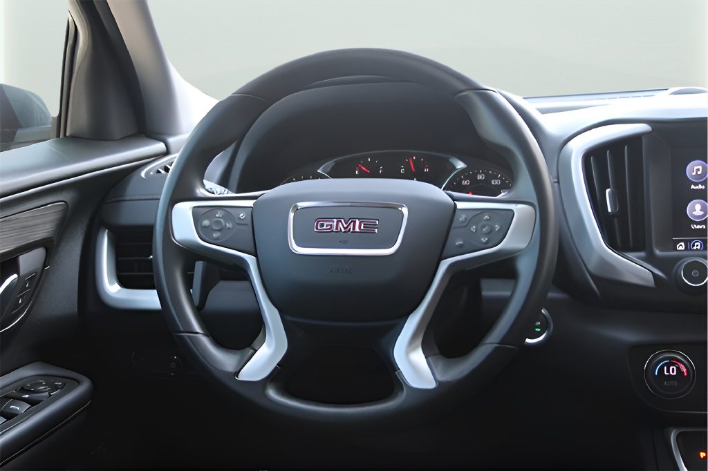 Used 2023 GMC Terrain SLE w/ Driver Convenience Package FWD image 16