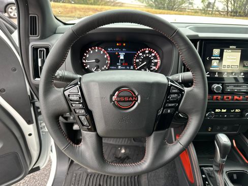 New 2025 Nissan Frontier PRO-4X image 23