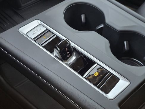 New 2026 Volkswagen Atlas SE FWD image 14