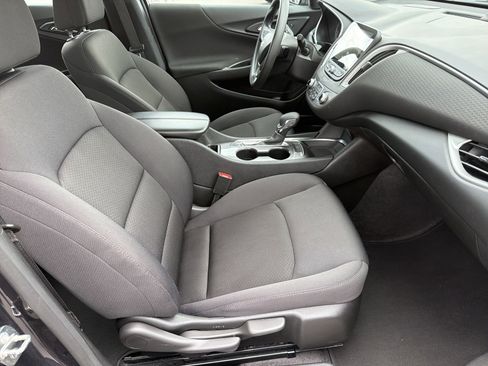 Used 2023 Chevrolet Malibu LT FWD image 24