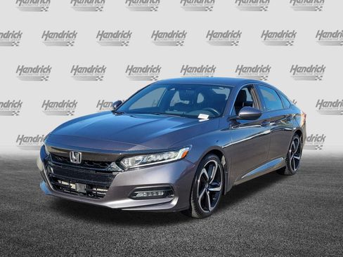 Used 2018 Honda Accord Sport image 3