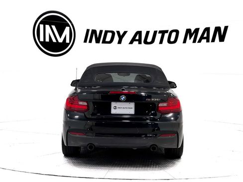 Used 2016 BMW M235i Convertible image 5