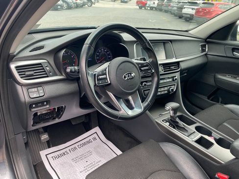 Used 2020 Kia Optima S w/ S Panoramic Sunroof Package FWD image 10