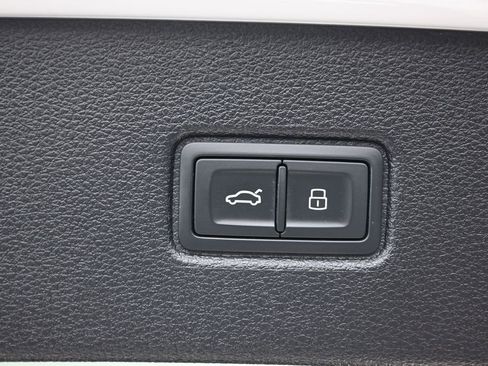 Used 2023 Audi Q7 2.0T Premium image 19