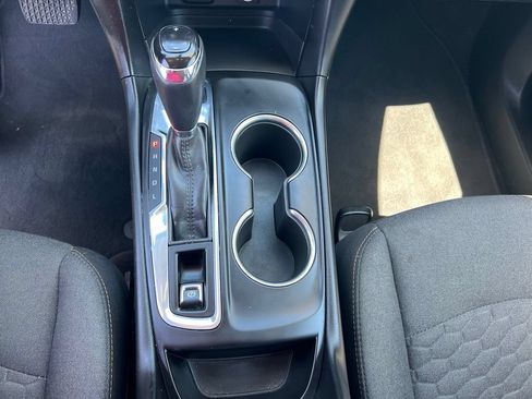 Used 2018 Chevrolet Equinox LT AWD/4WD image 32
