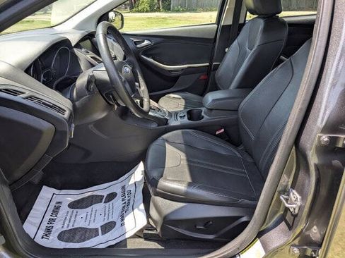 Used 2012 Ford Focus SEL FWD image 14