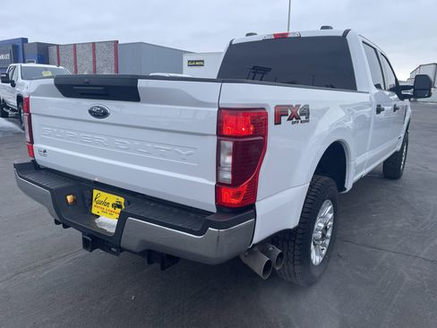Used 2022 Ford F250 XLT w/ FX4 Off-Road Package image 8