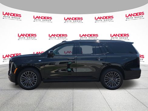 Used 2026 Cadillac Escalade Platinum Sport w/ LPO, Floor Liner Package AWD/4WD image 6
