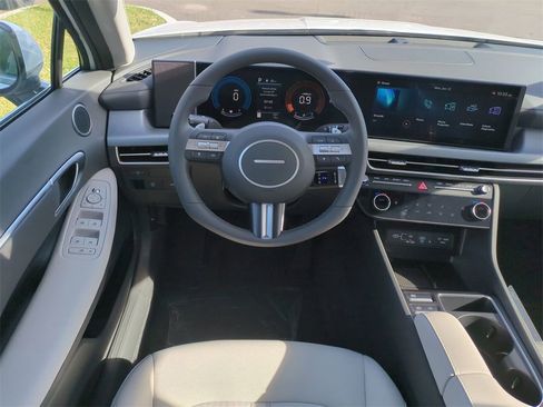 New 2026 Hyundai Sonata SEL image 17
