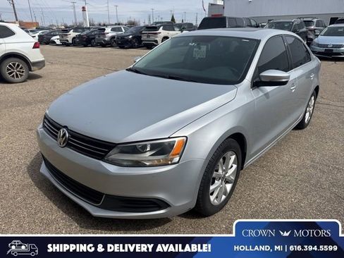 Used 2013 Volkswagen Jetta SE image 1