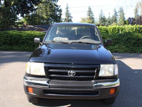 Used 1998 Toyota Tacoma 4x4 Xtracab w/ Convenience Pkg image 9