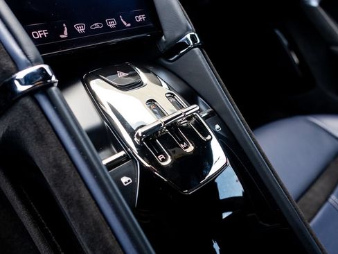 Used 2022 Ferrari Roma RWD image 39