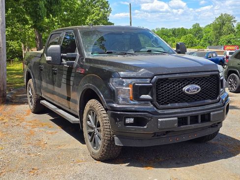 Used 2019 Ford F150 XLT w/ Equipment Group 301A Mid image 4