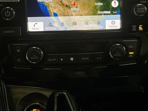 Used 2023 Nissan Maxima SR w/ Sport Mat Group image 16