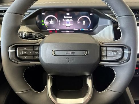New 2026 Jeep Cherokee Laredo AWD/4WD image 20