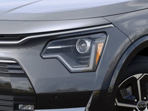 New 2026 Kia Niro SX image 11