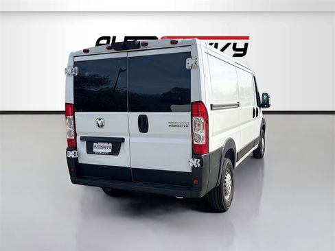 Used 2025 RAM ProMaster 2500 w/ U-Haul Equipment Group image 7