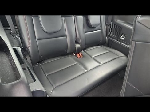Used 2025 Ford Explorer ST-Line w/ ST-Line Street Pack AWD/4WD image 8