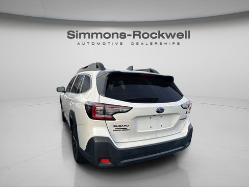 Used 2024 Subaru Outback Onyx Edition image 9