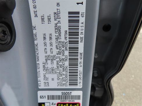 Used 2021 Toyota Tacoma TRD Off-Road image 30