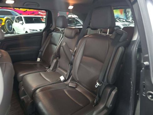 Used 2021 Honda Odyssey Touring image 11