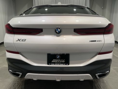 New 2026 BMW X6 xDrive40i w/ Climate Comfort Package image 5