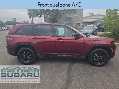 Used 2024 Jeep Grand Cherokee Altitude