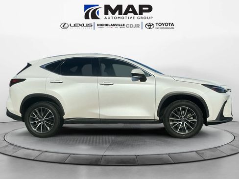 Used 2022 Lexus NX 250 FWD image 6