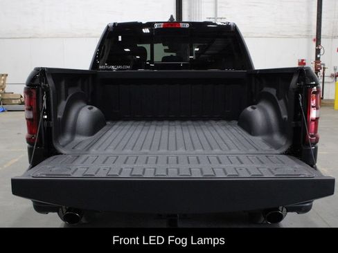 New 2026 RAM 1500 Express AWD/4WD image 17