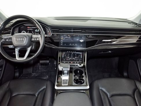 Used 2023 Audi Q7 2.0T Premium w/ Towing Package AWD/4WD image 25