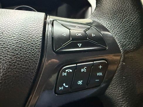 Used 2019 Ford Explorer XLT w/ Equipment Group 202A AWD/4WD image 14