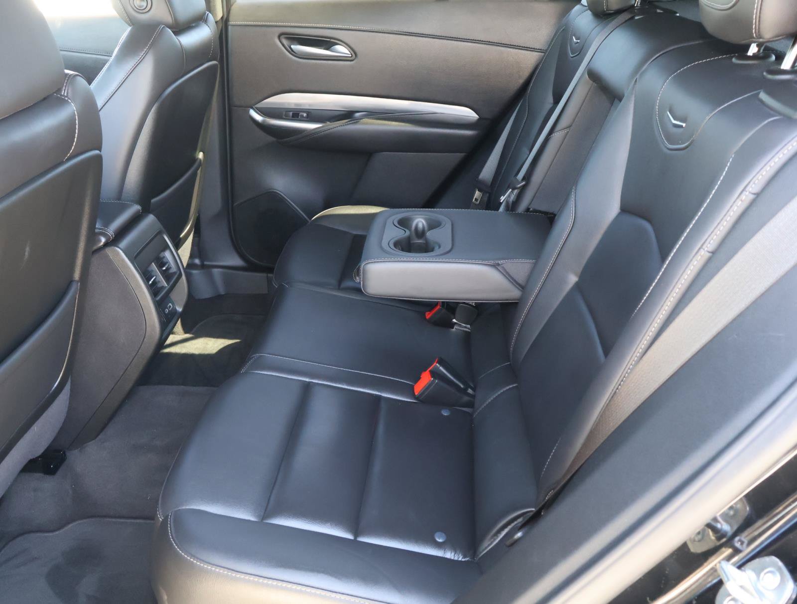 Used 2025 Cadillac XT4 Premium Luxury w/ Technology Package FWD image 25