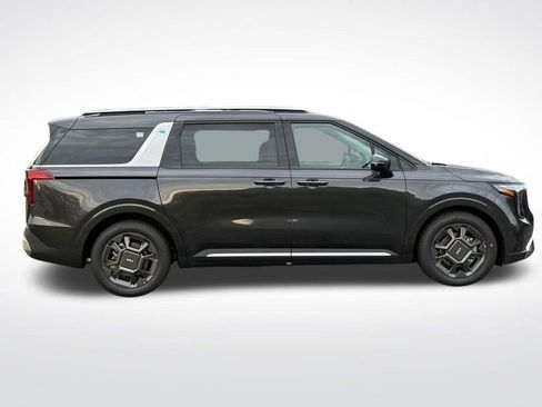 New 2026 Kia Carnival SX image 2