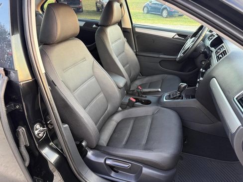 Used 2012 Volkswagen Jetta TDI image 14