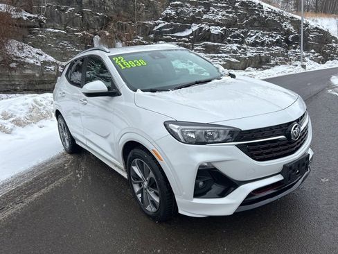 Used 2022 Buick Encore GX Select w/ Sport Touring Package image 3