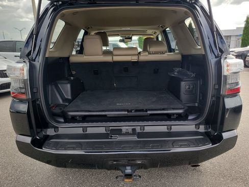 Used 2021 Toyota 4Runner SR5 Premium w/ Moonroof Package AWD/4WD image 8
