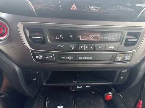 Certified 2024 Honda Passport EX-L image 12