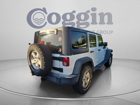 Used 2017 Jeep Wrangler Unlimited Sport w/ Quick Order Package 24S AWD/4WD image 3