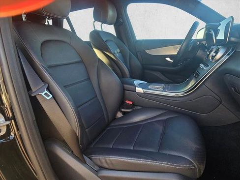 Certified 2022 Mercedes-Benz GLC 300 image 20