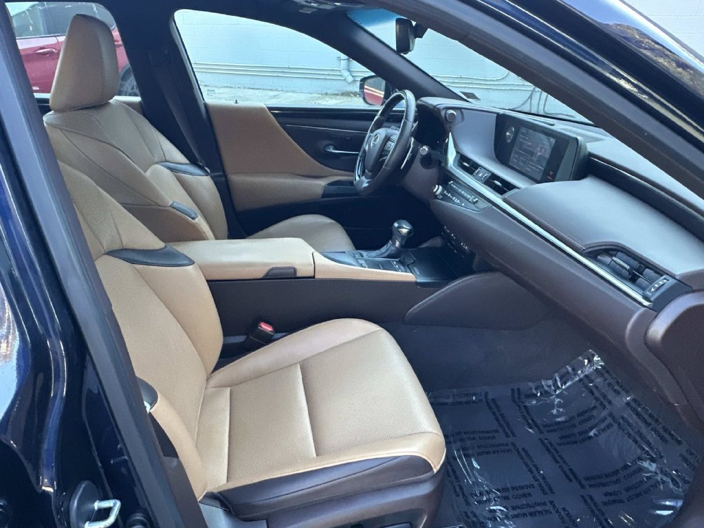 Used 2021 Lexus ES 350 w/ Premium Package FWD image 14