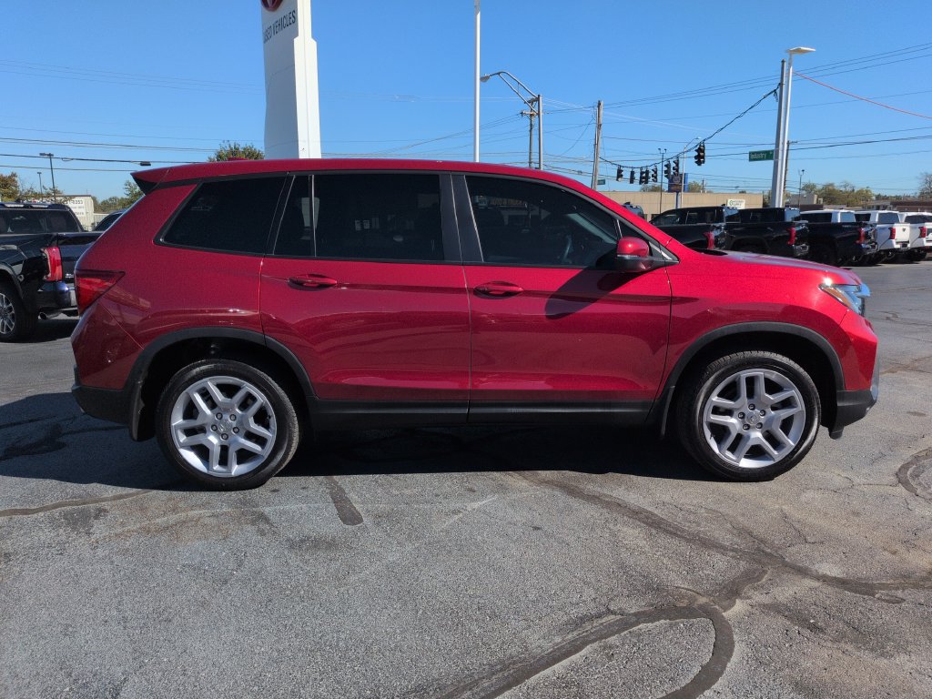 Used 2025 Honda Passport EX-L image 6